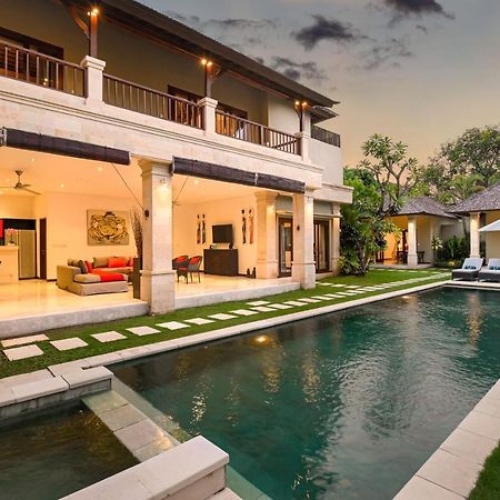 Villa Zanissa Seminyak Exterior foto