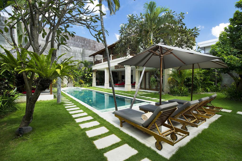 Villa Zanissa Seminyak Quarto foto